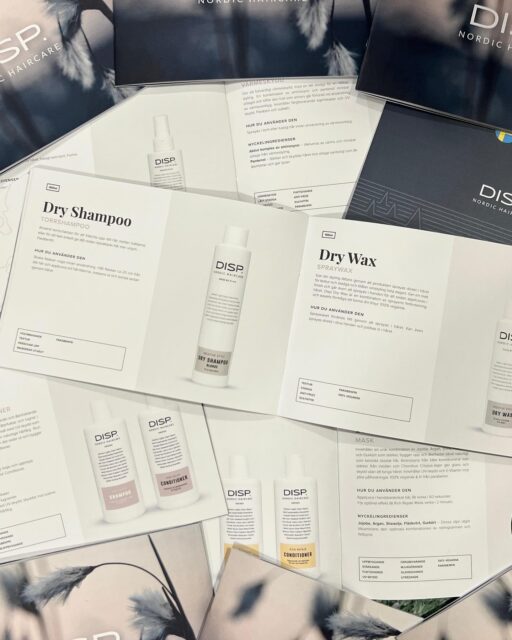 Produktfolder till det svenska hårvårdsmärket Disp Sweden #dispsweden #fonta #grafiskformgivning #broschyr #norrland